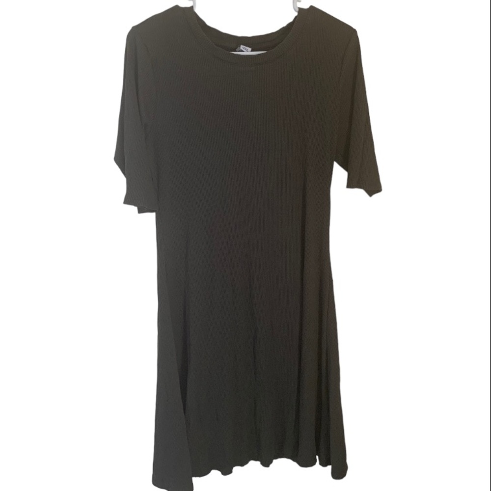 Green Short Sleeve Dress